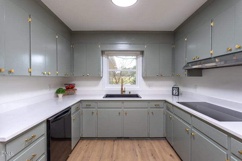 194 Furney Pearce Rd, Zebulon, NC 27597