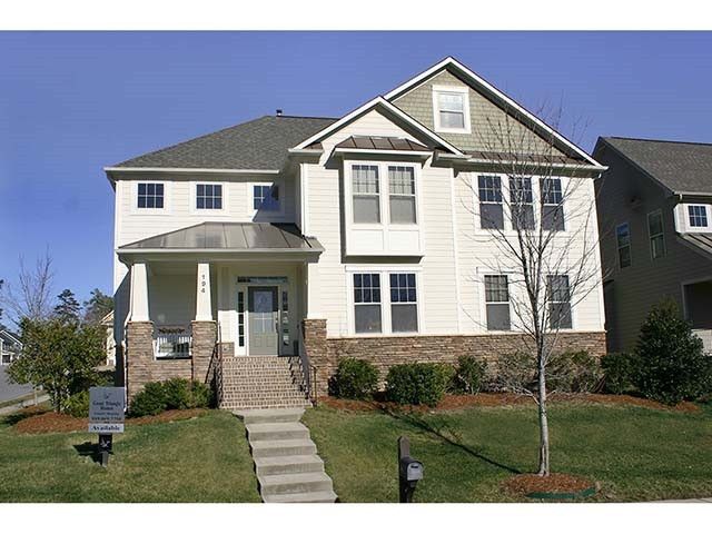 194 Hillcreek Blvd, Chapel Hill, NC 27516