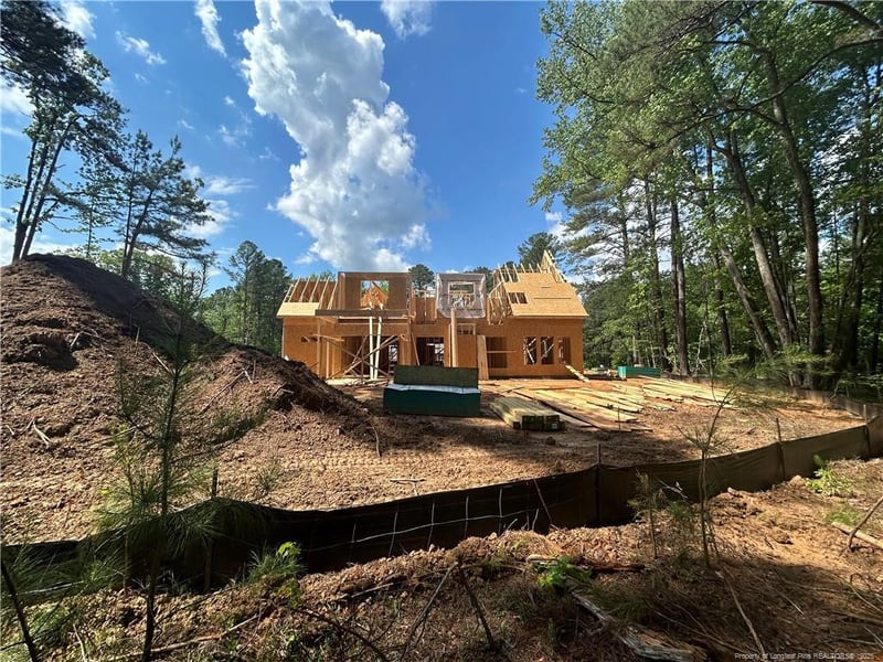 194 Landon Rg, Sanford, NC 27330