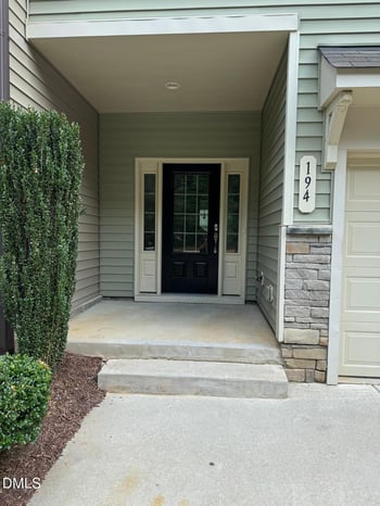 194 River Dell Townes Ave, Clayton, NC 27527