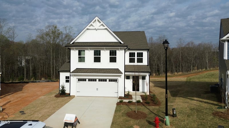 194 Summer Mist Ln, Clayton, NC 27527