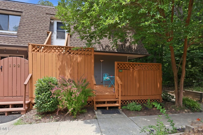 194 Summerwalk Cir #186, Chapel Hill, NC 27517
