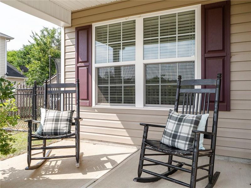 194 Thistle Downs Dr, Burlington, NC 27215