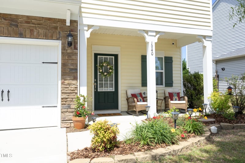 1940 Dunfield Dr, Fuquay Varina, NC 27526