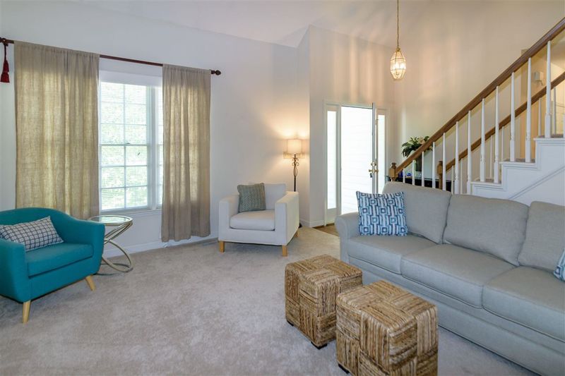 1940 Jupiter Hills Ct, Raleigh, NC 27604