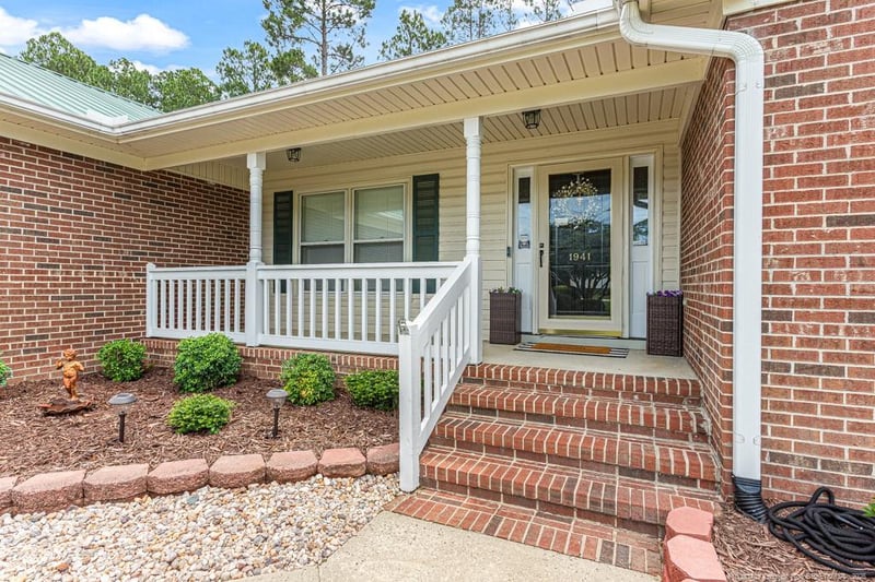 1941 Rayconda Rd, Fayetteville, NC 28304