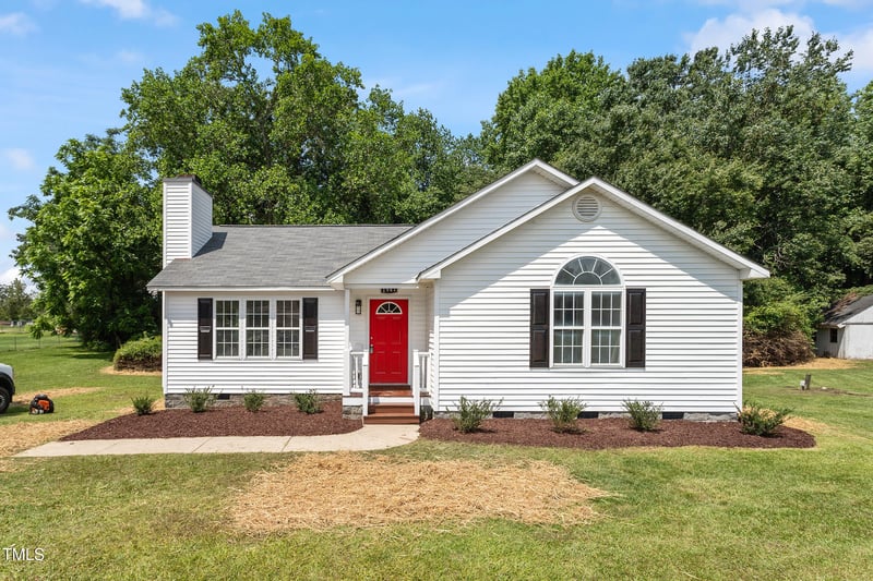 1941 White Memorial Church Rd, Willow Springs, NC 27592
