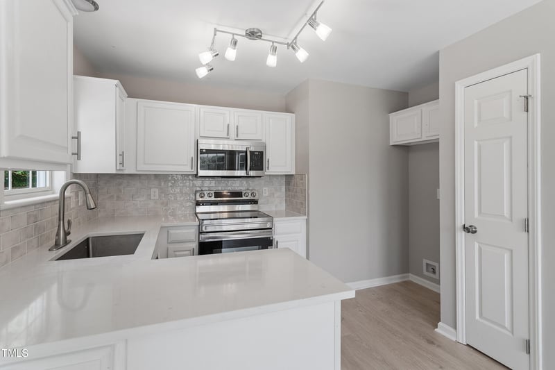 1941 White Memorial Church Rd, Willow Springs, NC 27592