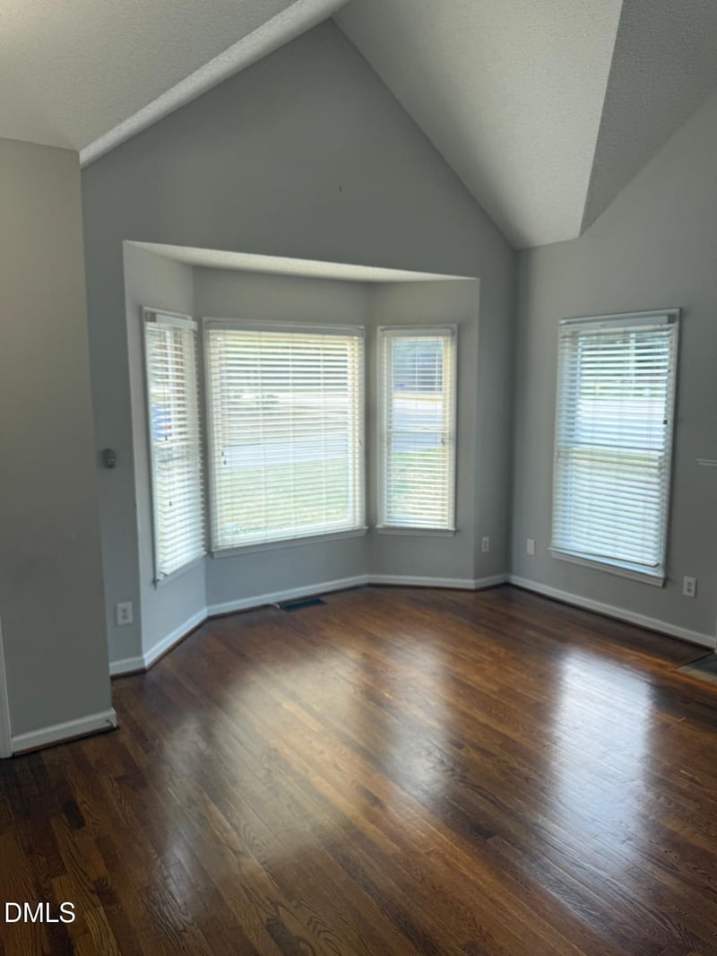 1948 Jupiter Hills Ct, Raleigh, NC 27604