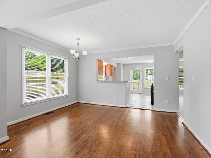1948 Jupiter Hills Ct, Raleigh, NC 27604
