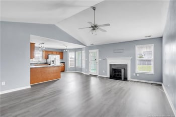 1948 Yellowbrick Rd, Fayetteville, NC 28314