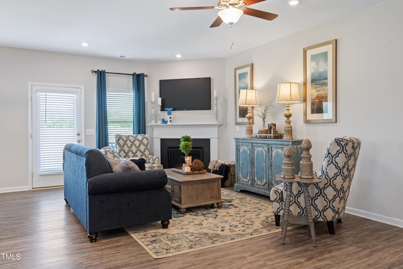 195 American Marigold Dr, Benson, NC 27504