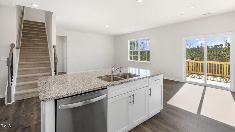 195 Babbling Creek Dr, Youngsville, NC 27596