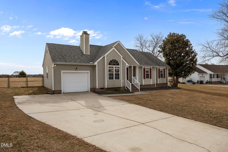 195 Broken Arrow Trl, Youngsville, NC 27596