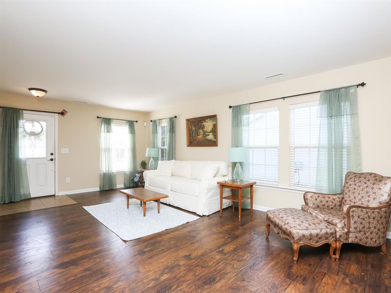 195 Coalyard Dr, Garner, NC 27529