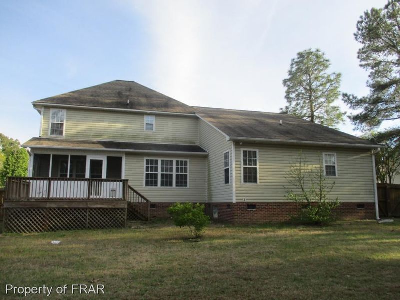 195 Crystal Spring Dr, Sanford, NC 27332