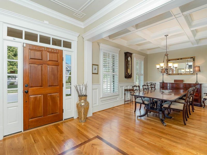 195 Dark Forest Dr, Chapel Hill, NC 27516