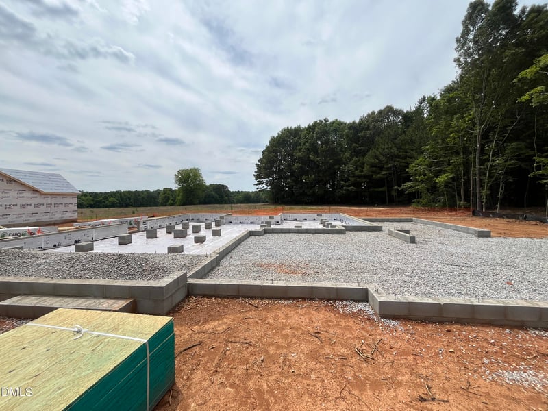 195 Isabelle Valley Dr, Zebulon, NC 27597