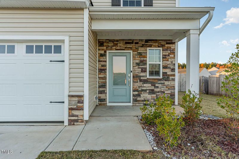 195 Level Dr, Youngsville, NC 27596