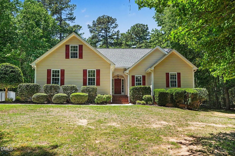 195 Lumberjack Ln, Louisburg, NC 27549