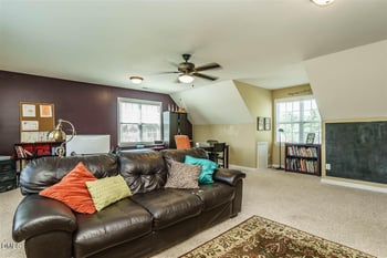 195 Moonlight Dr, Fuquay Varina, NC 27526