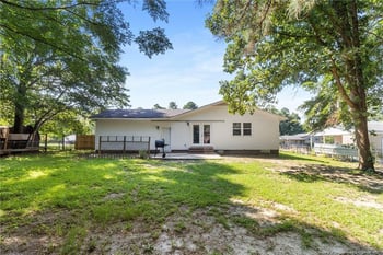 195 Paddlewheel Rd, Fayetteville, NC 28314