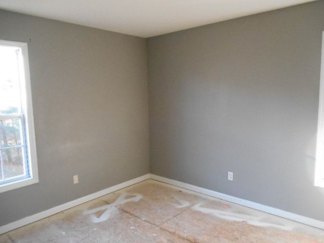 195 Randolph Dr, Clayton, NC 27520