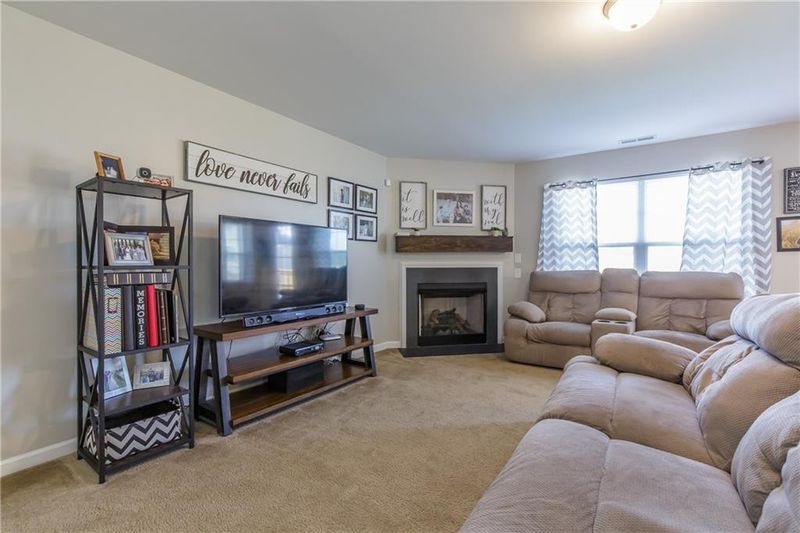 195 Sunflower Ct, Burlington, NC 27217