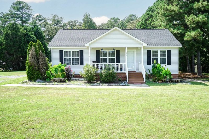 195 Trail Rg, Benson, NC 27504