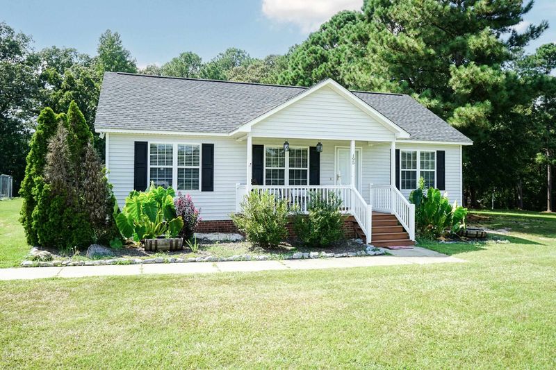 195 Trail Rg, Benson, NC 27504