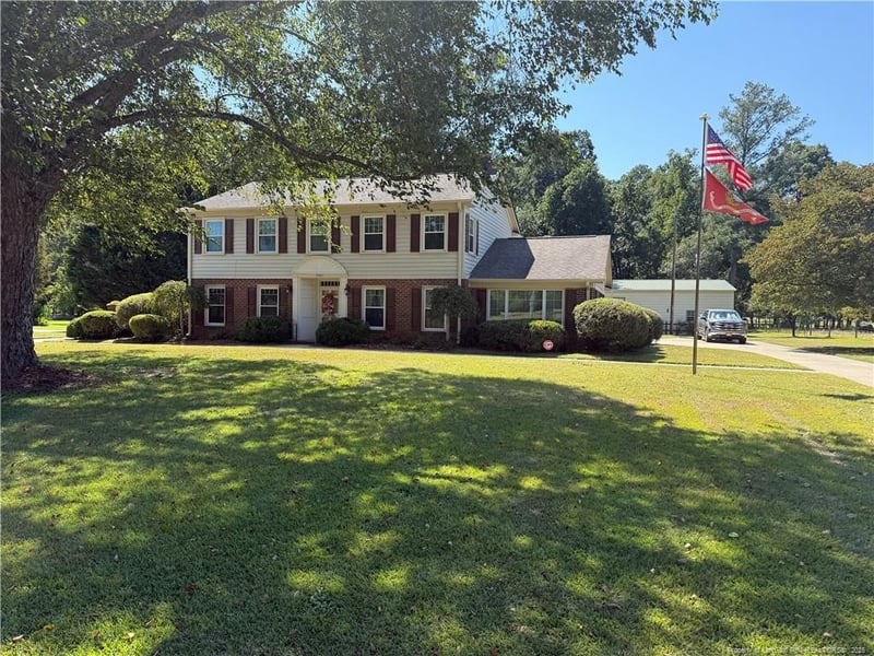 1950 Middle Rd, Fayetteville, NC 28312