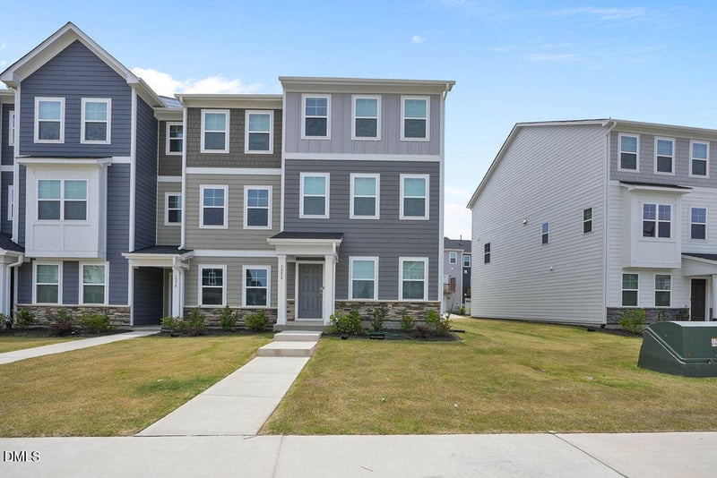 1956 Rosedale Ridge Ave, Wake Forest, NC 27587