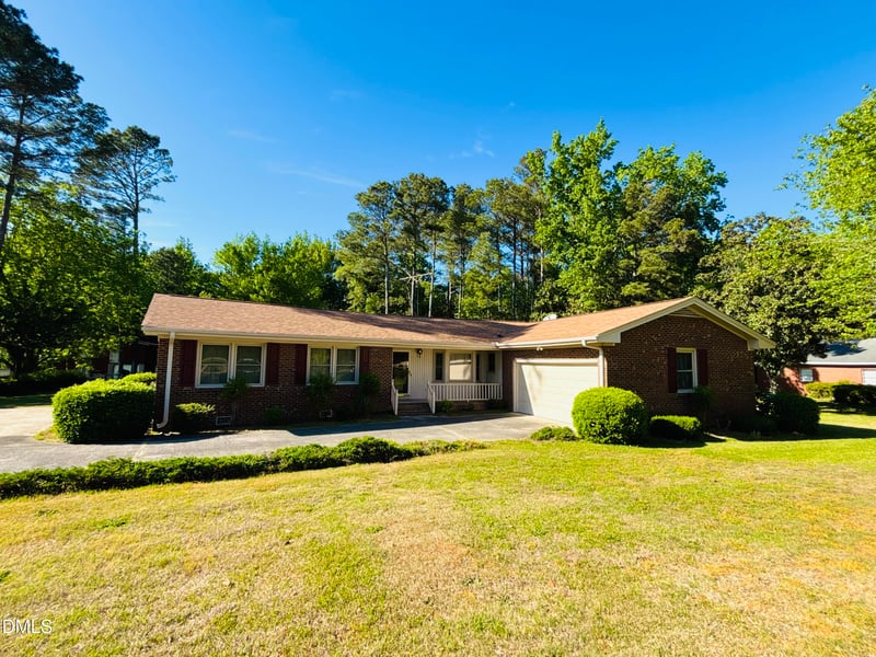 1957 Old Beulah Rd, Selma, NC 27576