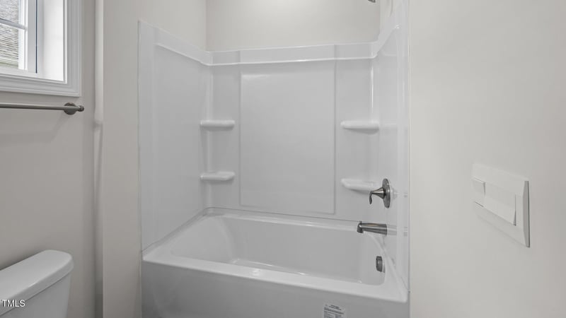 1958 Malvina Ct, Graham, NC 27253