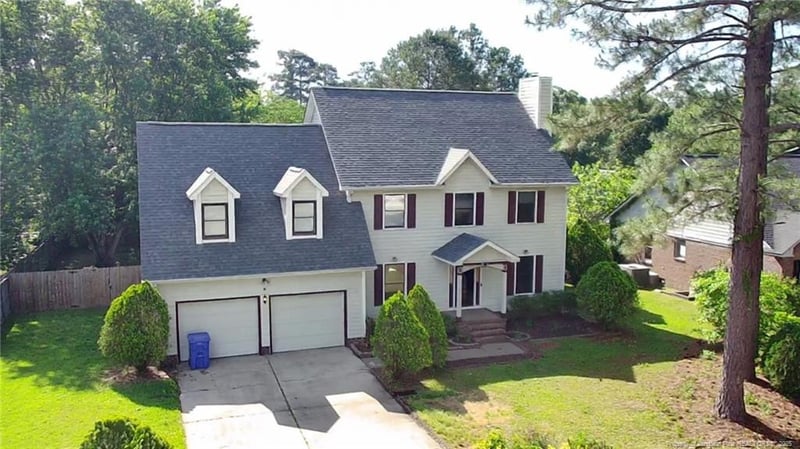 1959 Oakview Dr, Fayetteville, NC 28304