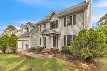 1959 Oakview Dr, Fayetteville, NC 28304