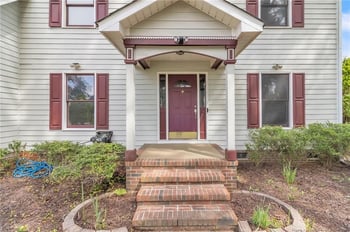 1959 Oakview Dr, Fayetteville, NC 28304