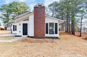 1959 Windlock Dr, Fayetteville, NC 28304
