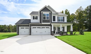 196 Abingdon Farms Dr, Selma, NC 27576