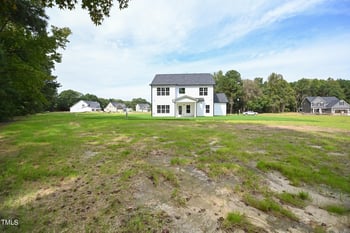 196 Abingdon Farms Dr, Selma, NC 27576