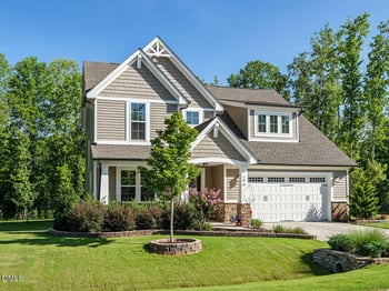 196 W Amber Oak Dr, Selma, NC 27576
