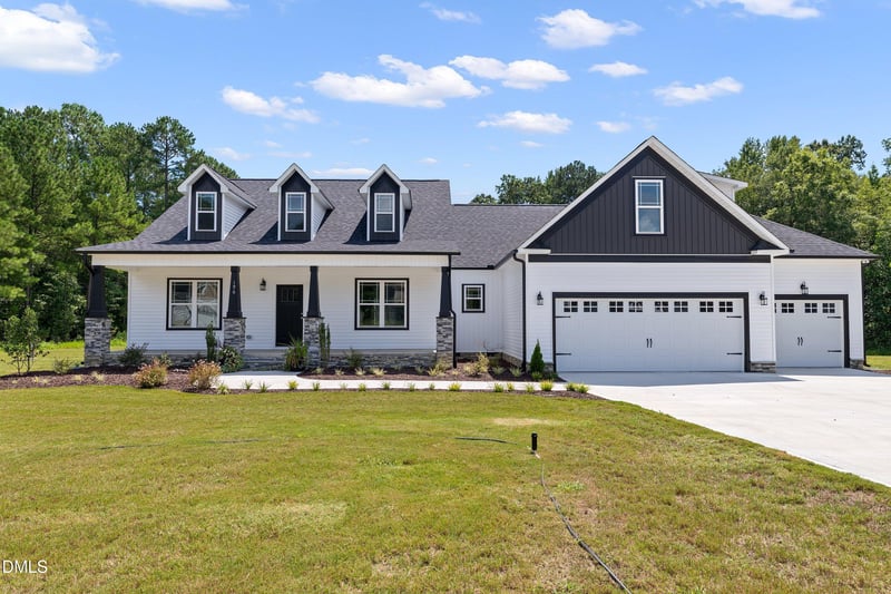 196 Cozy Brook Ct, Clayton, NC 27520