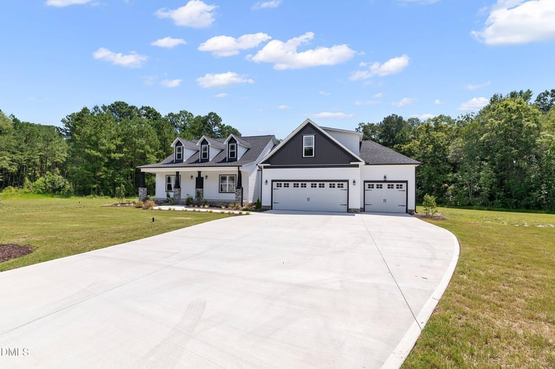 196 Cozy Brook Ct, Clayton, NC 27520