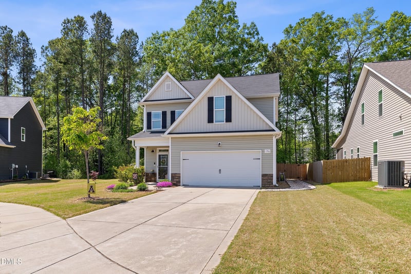 196 Durwin Ln, Clayton, NC 27520