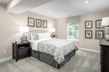 196 Glen Hollow Dr, Raleigh, NC 27604