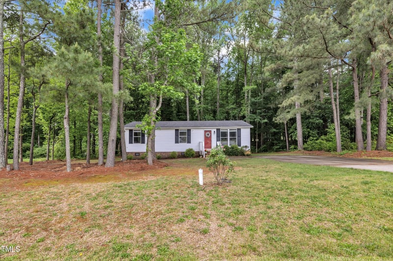 196 Marlin Ln, Smithfield, NC 27577