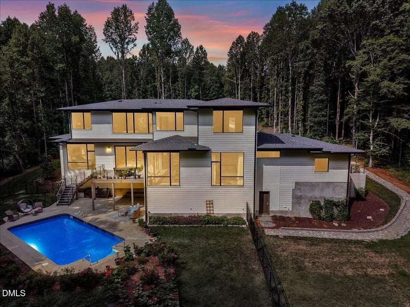 196 Mountaintop Cir, Pittsboro, NC 27312
