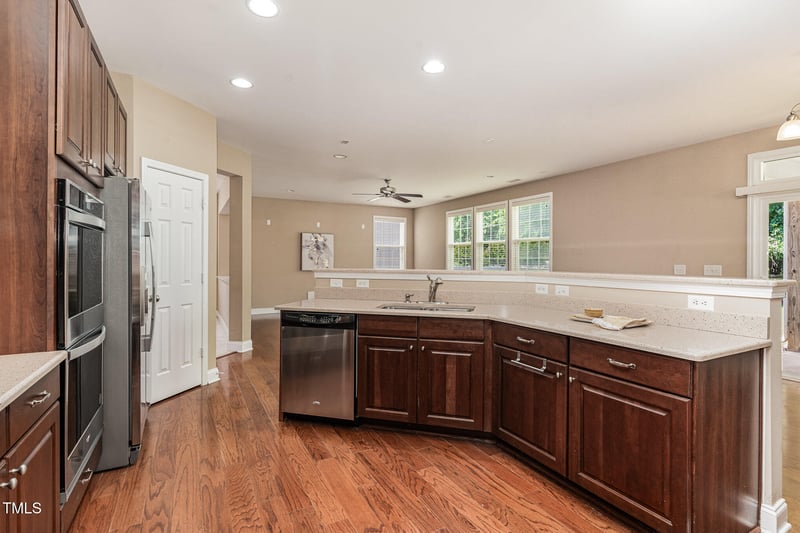 196 Norwich Dr, Clayton, NC 27520