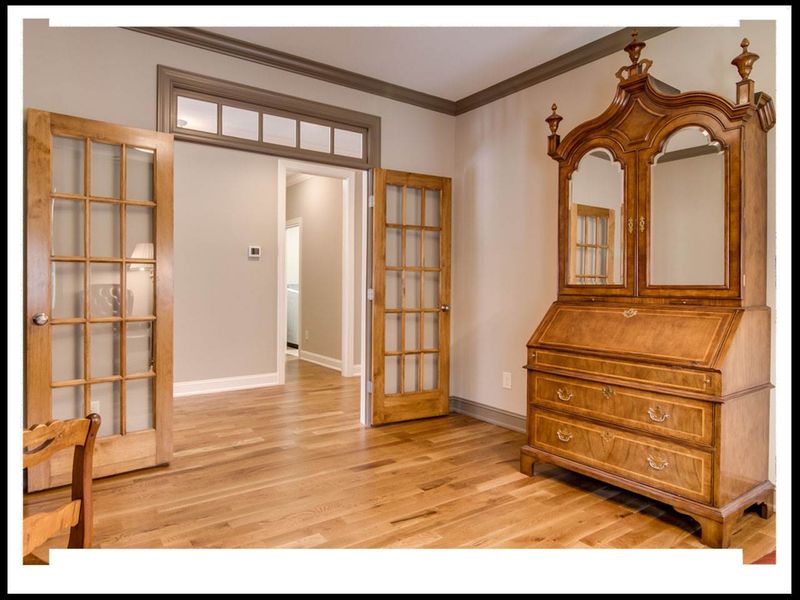 196 Old Piedmont Cir, Chapel Hill, NC 27516