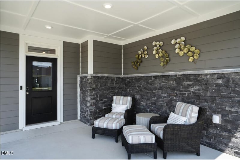 196 Village Walk Dr, Clayton, NC 27527